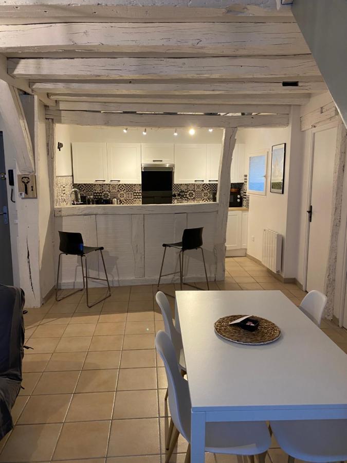 Le Marais Vous - Duplex En Centre-Ville. Provins Exterior photo